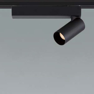 コイズミ照明 LED一体型シリンダースポットライト 《X-Pro》 プラグタイプ 450lmクラス JDR40W相当 調光 配光角14° 電球色(2700K) 黒 XS53690