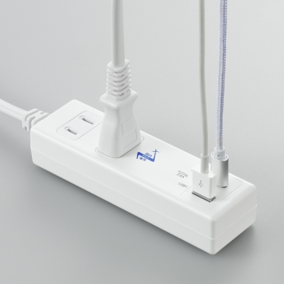 YAZAWA(ヤザワ) 【在庫限り】国内海外兼用タップ 2個口+USB1ポート +TypeC 1ポート  3.9A 1m  VFC39A2AC1C 画像3